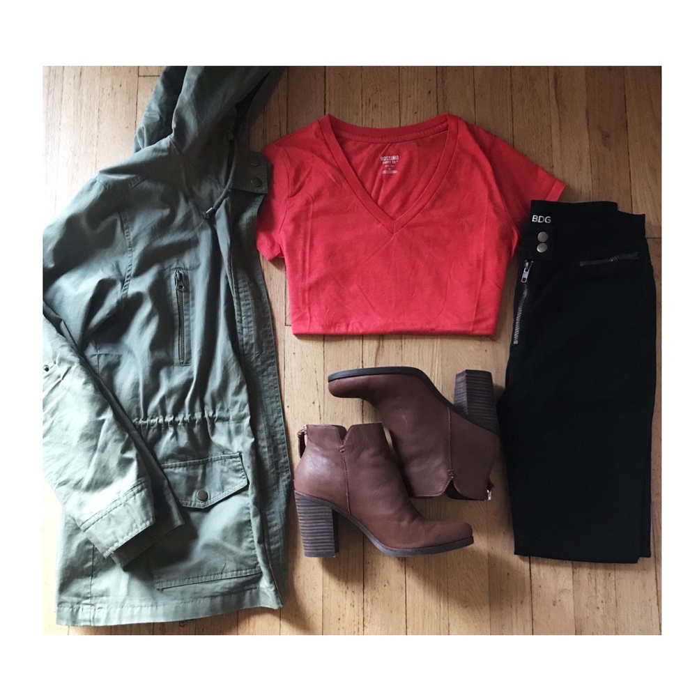 V-Neck Tee
